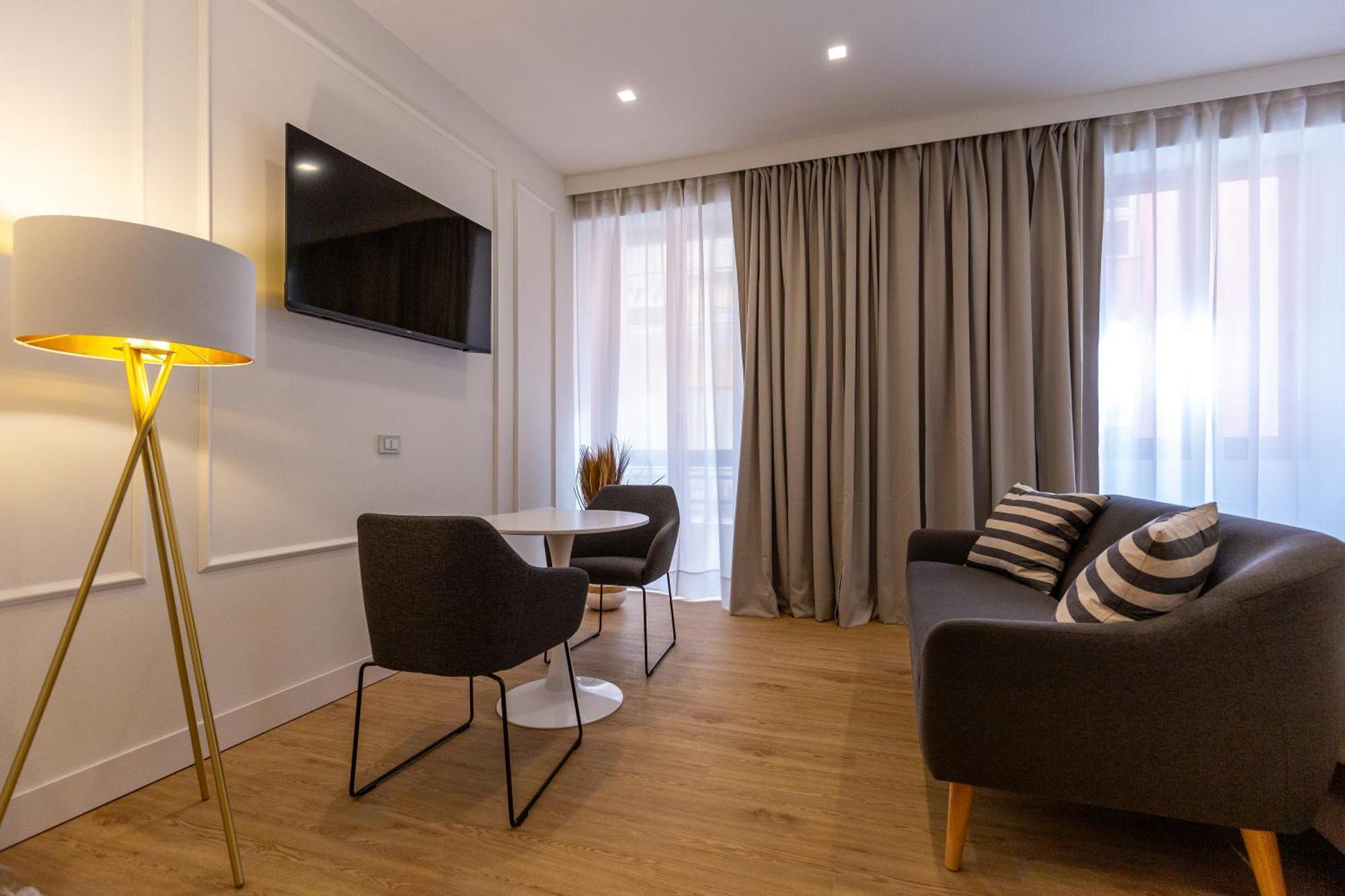 Casa Lounge Costituzione Hotel Cagliari Eksteriør billede