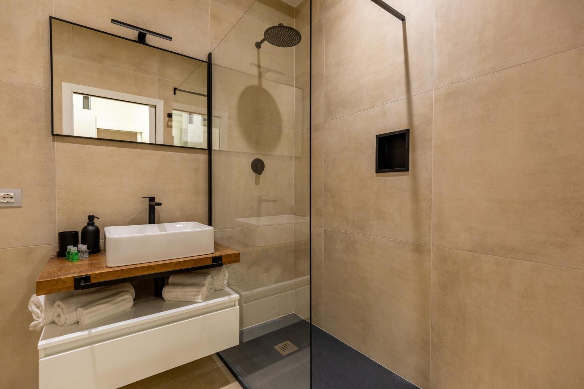 Casa Lounge Costituzione Hotel Cagliari Eksteriør billede