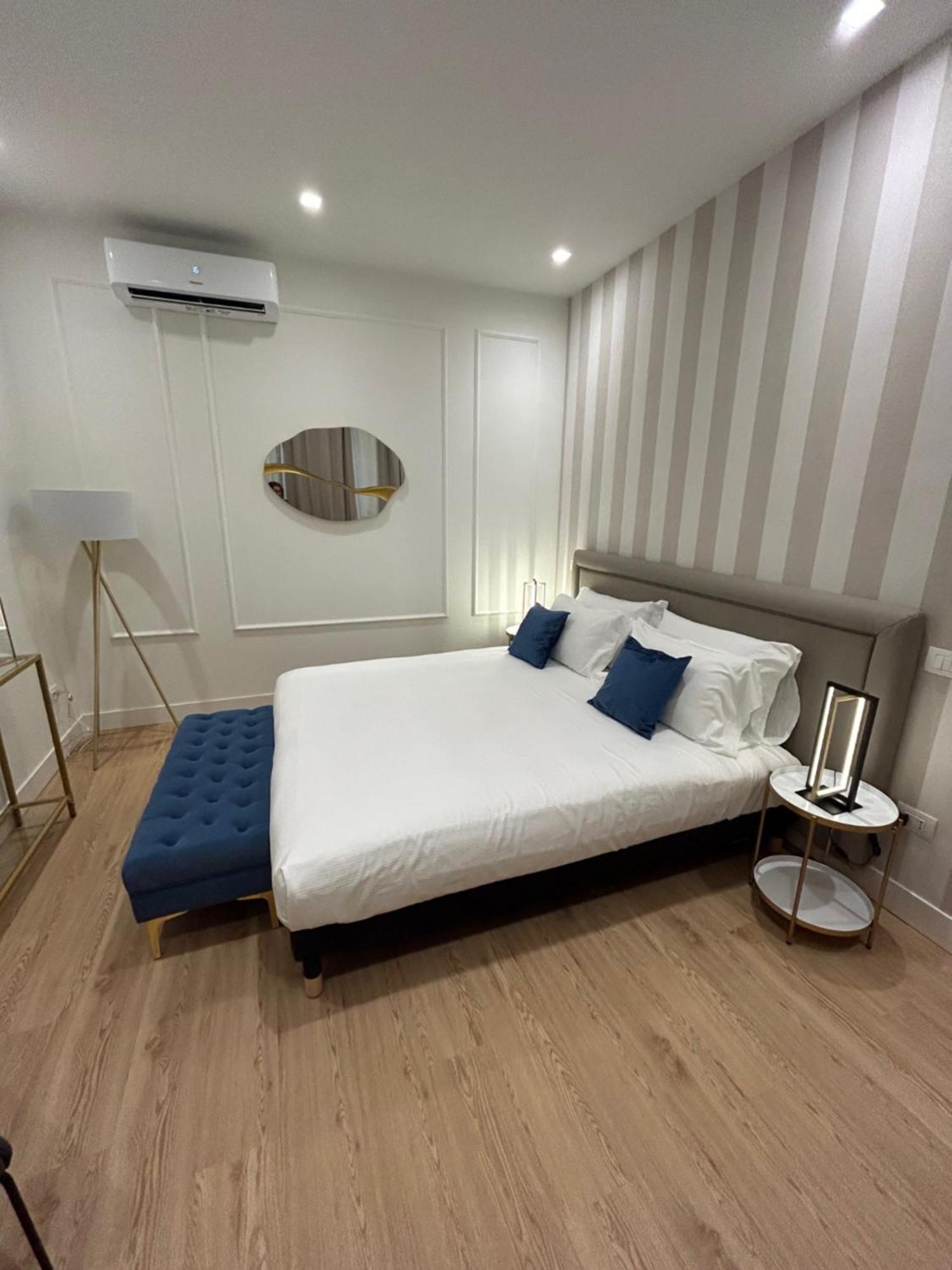 Casa Lounge Costituzione Hotel Cagliari Eksteriør billede