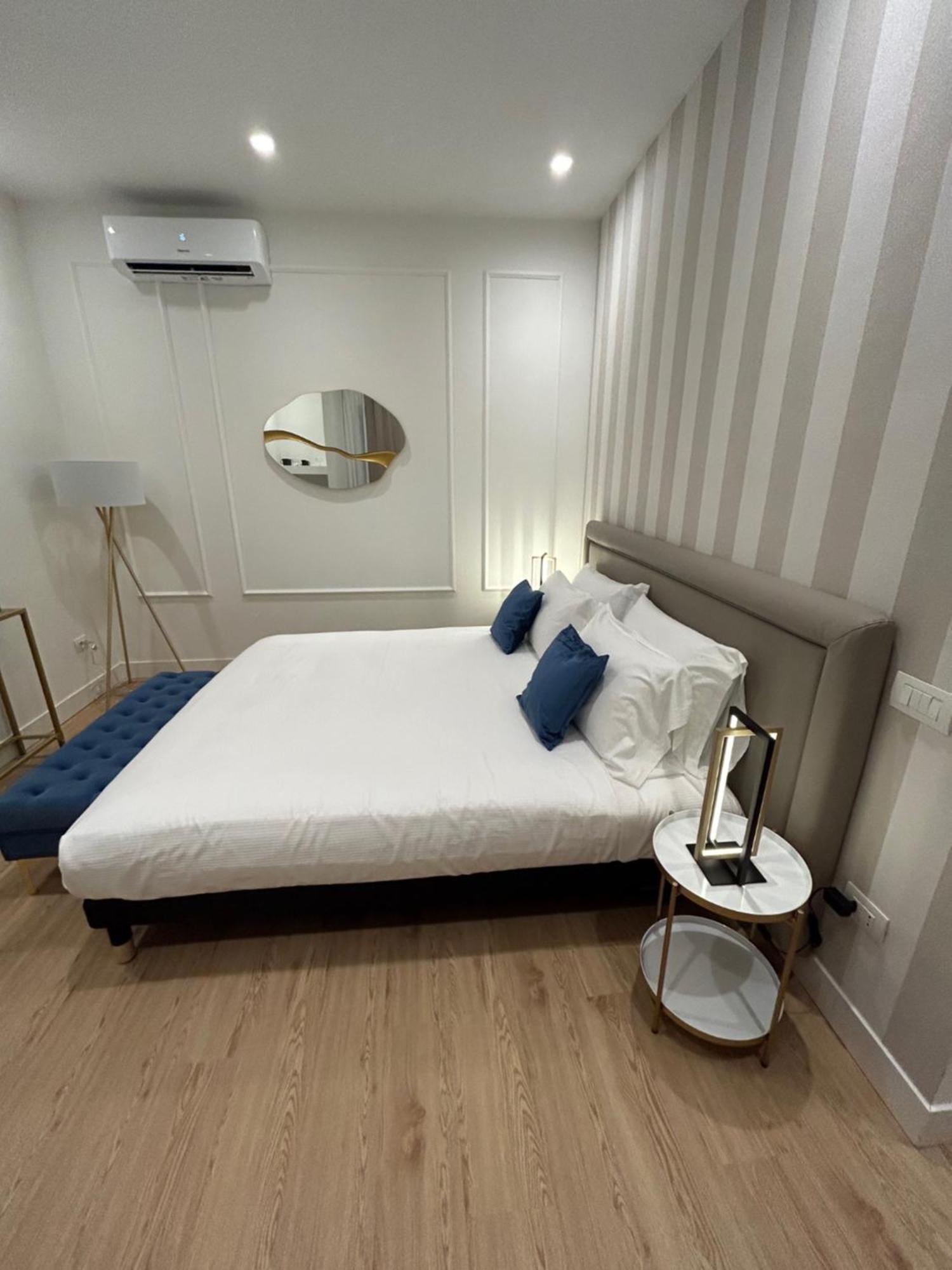 Casa Lounge Costituzione Hotel Cagliari Eksteriør billede